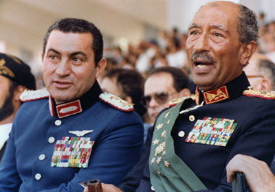 Mubarak-and-Sadat.jpg