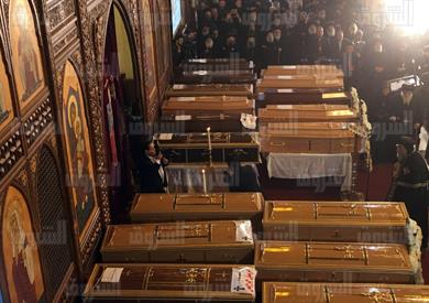 قداس جنازة ضحايا حادث «البطرسية» بكنيسة العذراء في مدينة نصر- تصوير روجيه أنيس