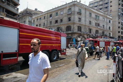 حريق بشارع جوهر بالموسكي تصوير اسلام صفوت