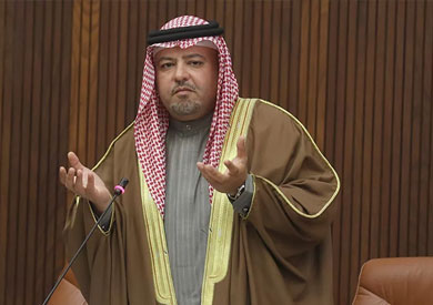 الشيخ خالد بن علي آل خليفة، وزير العدل والشؤون الإسلامية والأوقاف البحريني