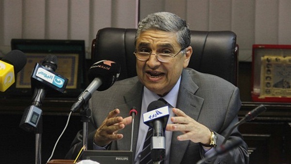 الدكتور محمد شاكر، وزير الكهرباء والطاقة