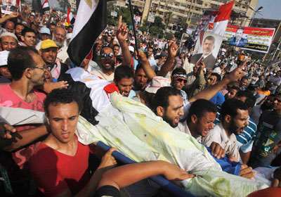 «الأعلى للقبائل العربية» يشكل لجنة مصالحة بين القوى السياسية والدينية 1 Protesters Brothers1618