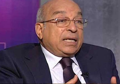 «هويدي»: لا بديل عن تطبيق القانون والدستور لحقن دماء المصريين 1 fahmy hwaidy 234234
