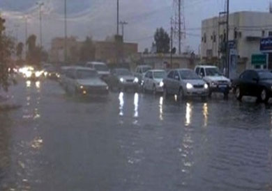 أمطار متوسطة على الغربية.. والمحافظ يكلف رؤساء المدن والأحياء بسرعة شفط المياه