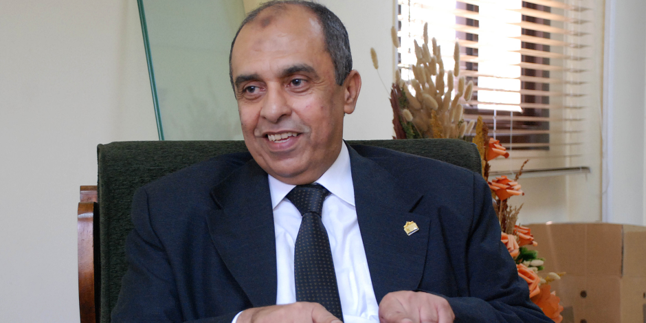 الدكتور عز الدين أبو ستيت، وزير الزراعة واستصلاح الأرضي