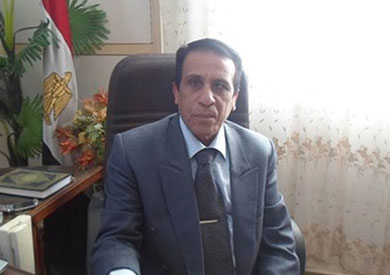 عبد الحافظ وحيد وكيل وزارة التربية والتعليم بالسويس
