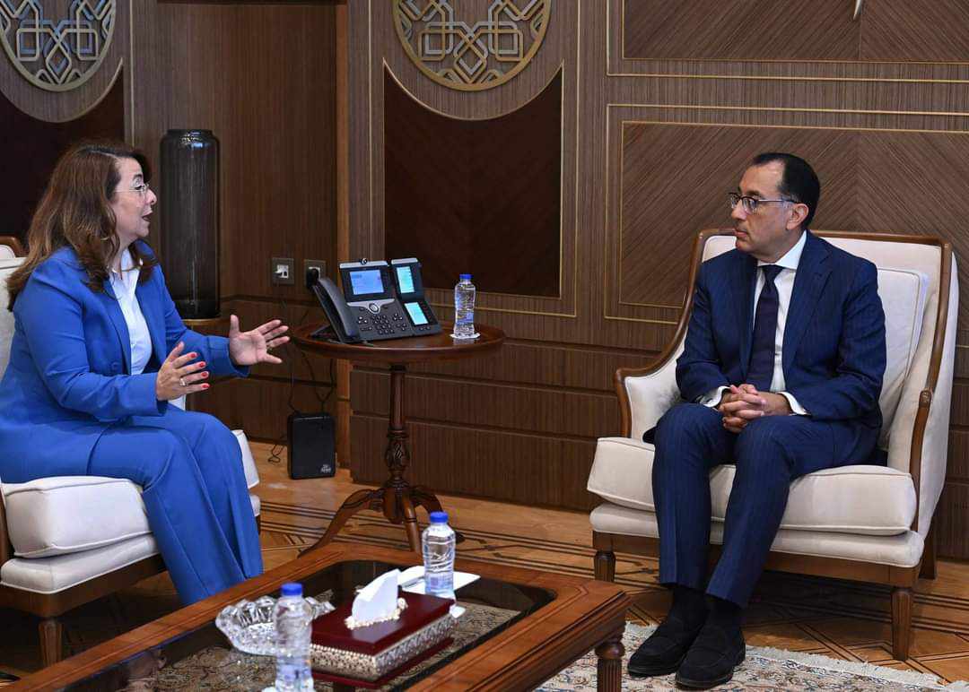 رئيس الوزراء يلتقي غادة والي لمناقشة التعاون المشترك في مجال مكافحة الإدمان والهجرة غير الشرعية