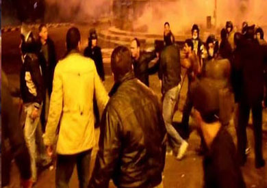 «الصحة»: 6 وفيات و190 مصابا حصيلة اشتباكات اليوم في كل المحافظات 1 Clashes between the Muslim Brotherhood201