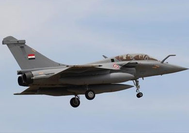 تسلمت القوات المسلحة المصرية أول ثلاث مقاتلات من طراز «رافال» الفرنسية