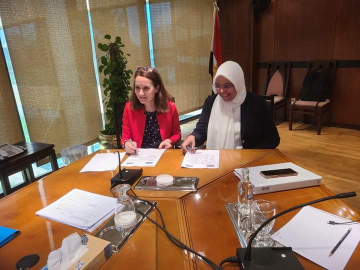 القاهرة تستضيف جولة المفاوضات بين مصر وصربيا حول مشروع اتفاق التجارة الحرة