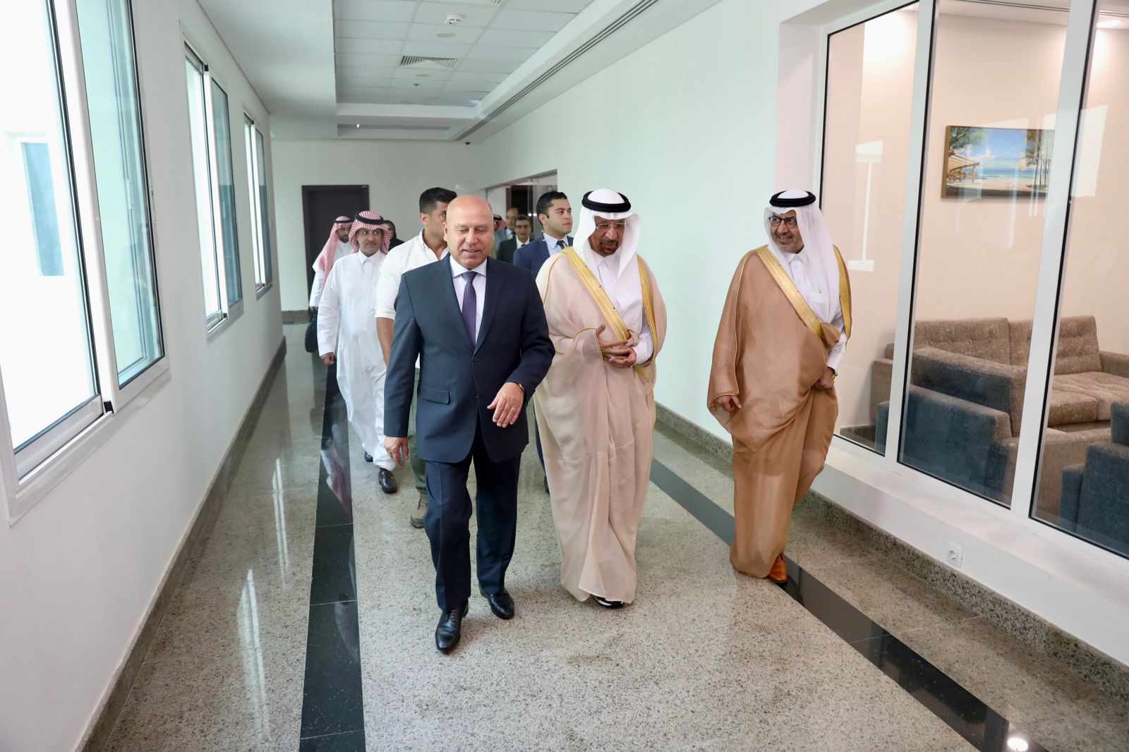 نائب رئيس الوزراء يبحث مع وزير الاستثمار السعودي سبل انطلاق التعاون ين البلدين في مجالات الصناعة والنقل واللوجستيات