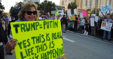أكثر من ألفي شخص يتظاهرون في فلوريدا ضد قرار ترامب بشأن الهجرة