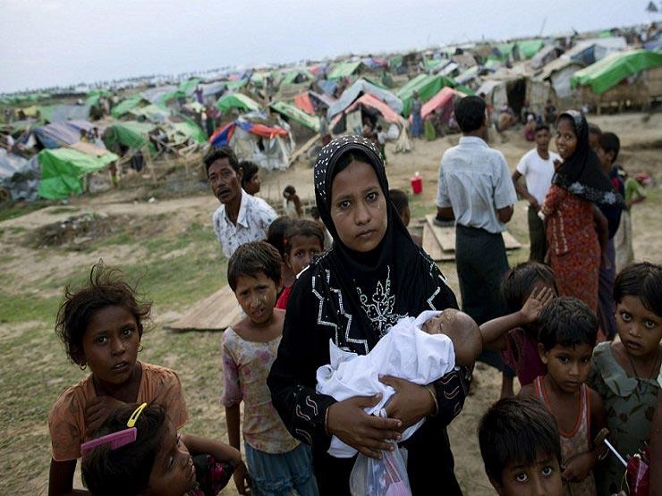 عبور 18 ألفًا من مسلمي الروهينجا إلى بنجلاديش بسبب العنف بميانمار